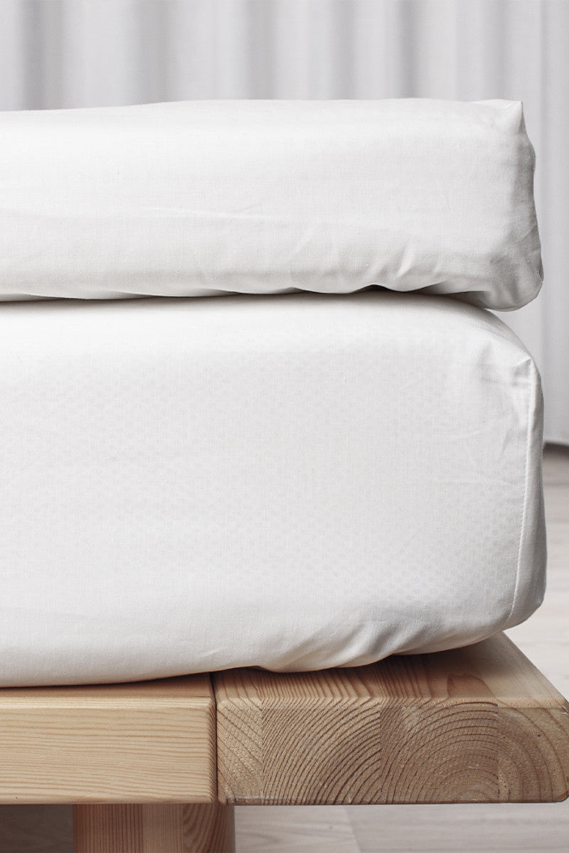 Night & Day percale kuvertlagen hvid 180x200x9+15cm