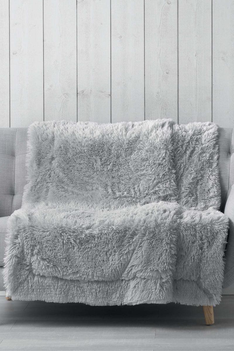 Plaid Marilou imiteret pels grå - Valdi