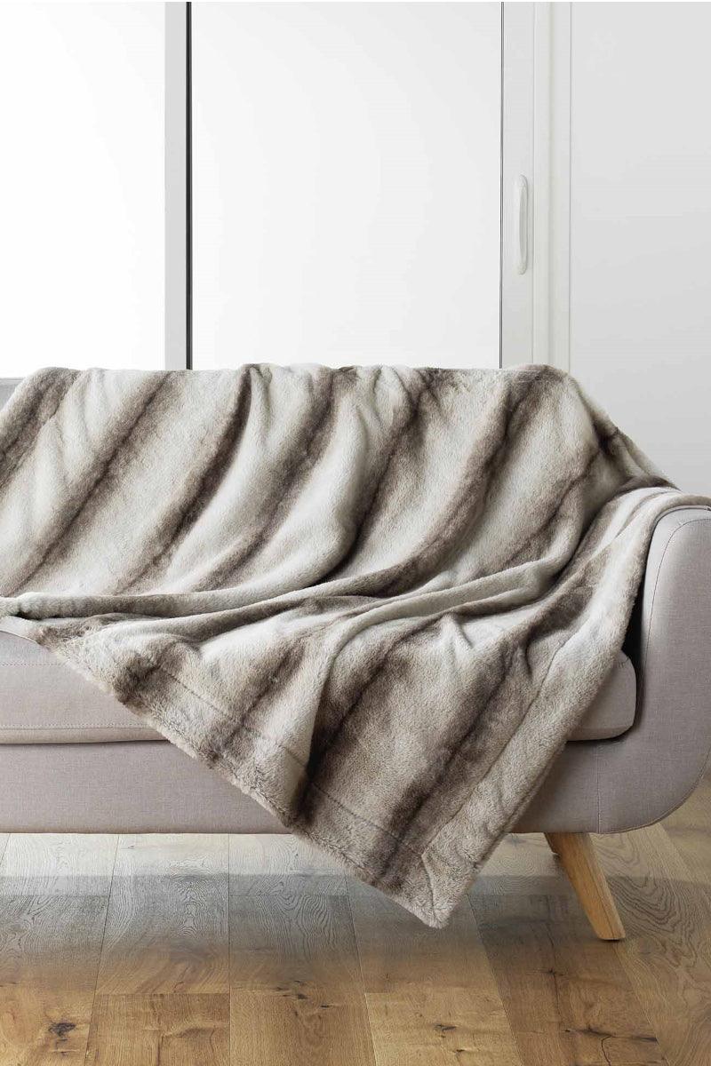 Plaid Siberie imiteret pels grå/brun - Valdi