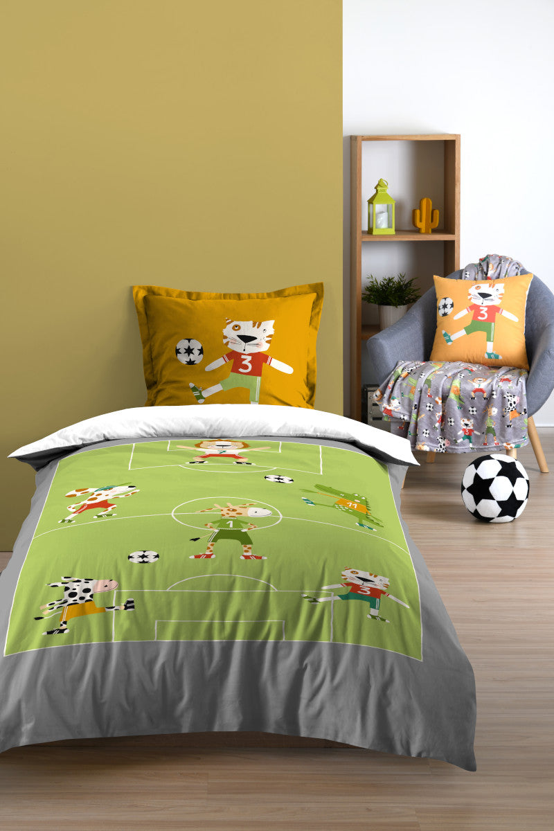 Børnesengetøj med fodboldspillende dyr 140x200cm