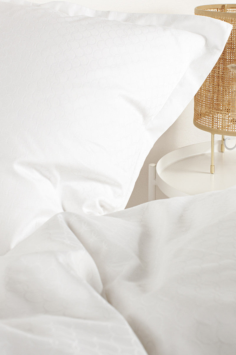 Night & Day opal sengetøj hvid 140x220cm