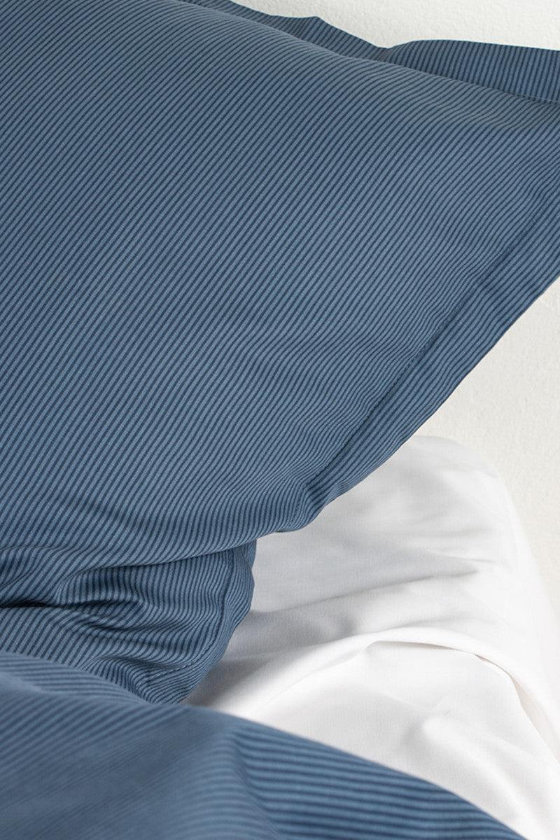 Night & Day raie sengetøj blå 140x200cm