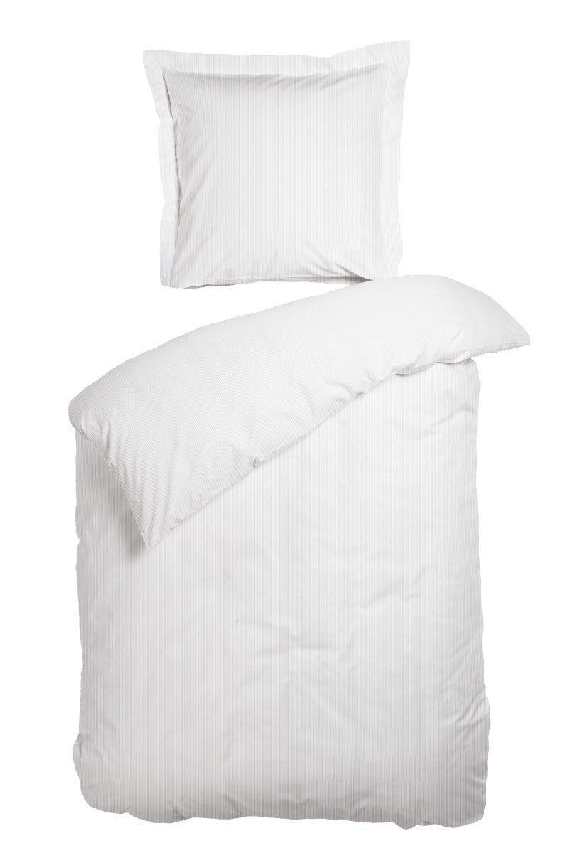 Night & Day raie sengetøj hvid 140x220cm