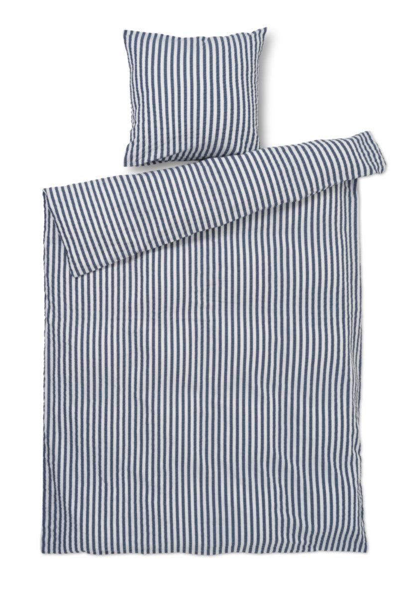 Juna sengetøj Bæk&Bølge Lines mørk blå/hvid 140x200cm