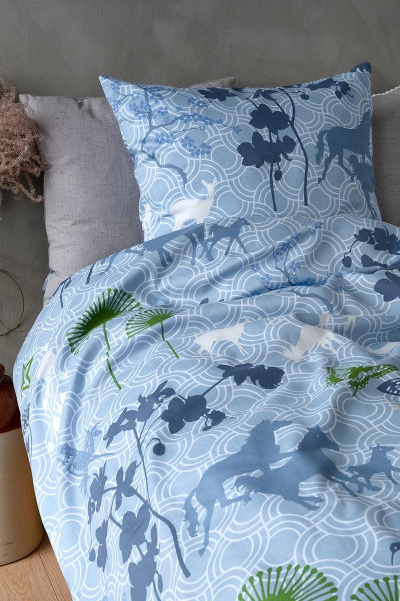 Notes by Susanne Schjerning sengetøj Happy Horse blå